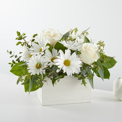 Fresh Linen Box Bouquet – KATHY'S FLOWERS, Adair OK