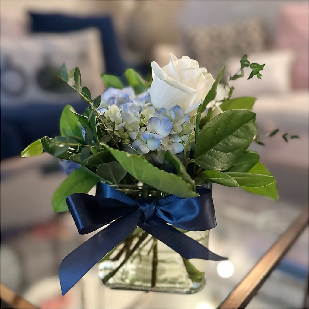 Sky Blue Delight Bouquet – KATHY'S FLOWERS, Adair OK