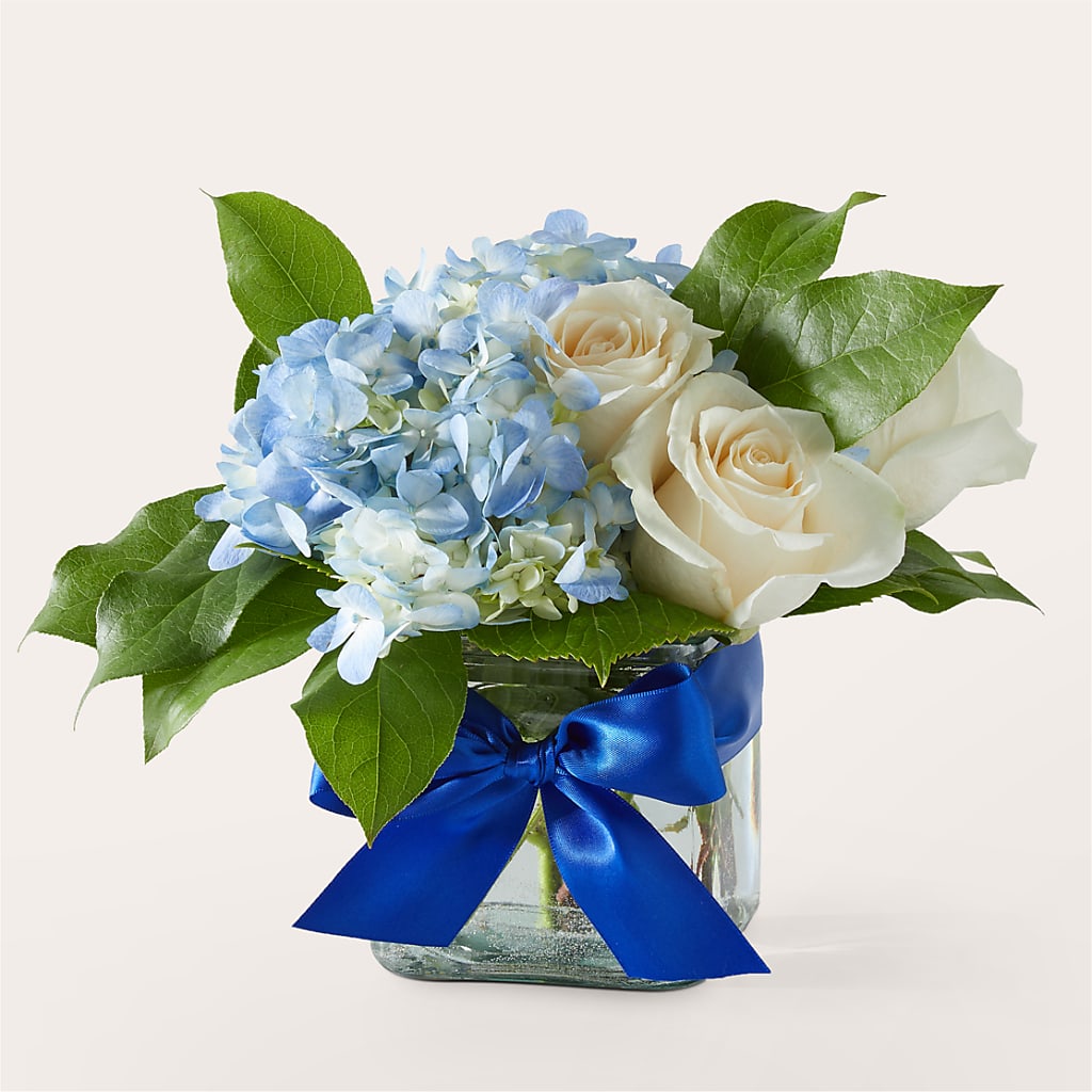 Sky Blue Delight Bouquet – KATHY'S FLOWERS, Adair OK