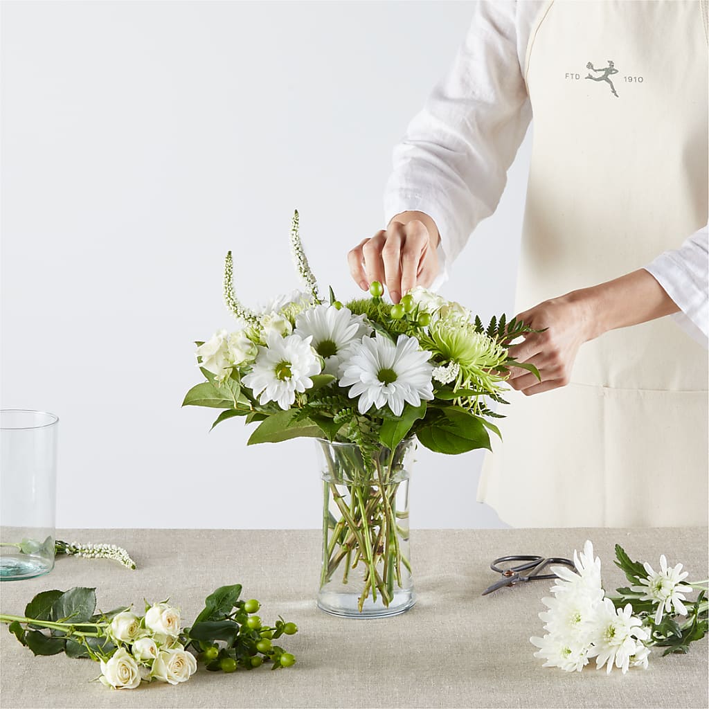 Irish Garden - A Florist Original – KATHY'S FLOWERS, Adair OK
