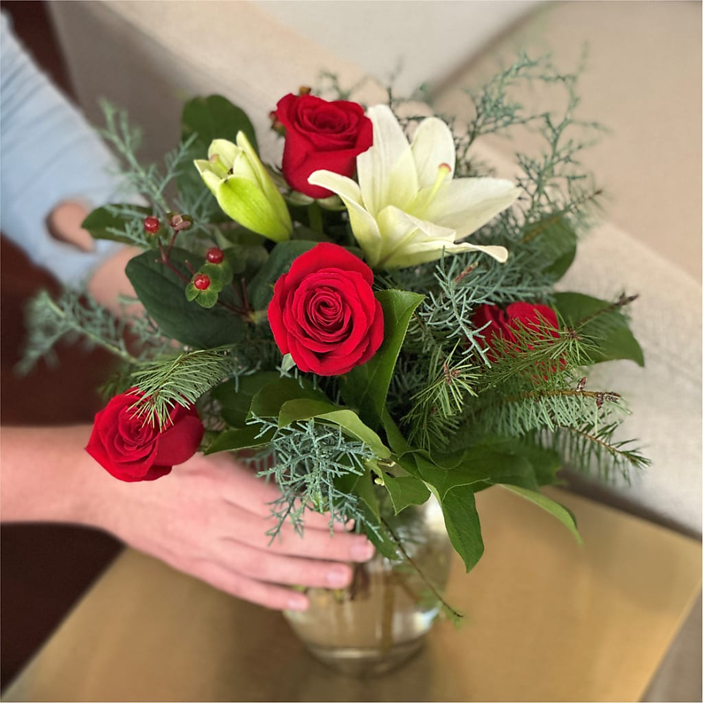 Glittering Lights Bouquet – KATHY'S FLOWERS, Adair OK