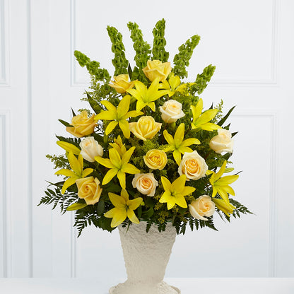 Golden Memories Arrangement – KATHY'S FLOWERS, Adair OK