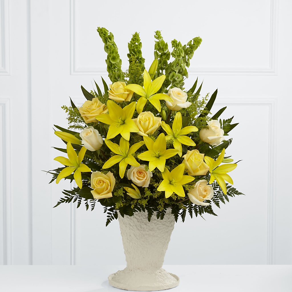 Golden Memories Arrangement – KATHY'S FLOWERS, Adair OK