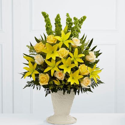 Golden Memories Arrangement – KATHY'S FLOWERS, Adair OK