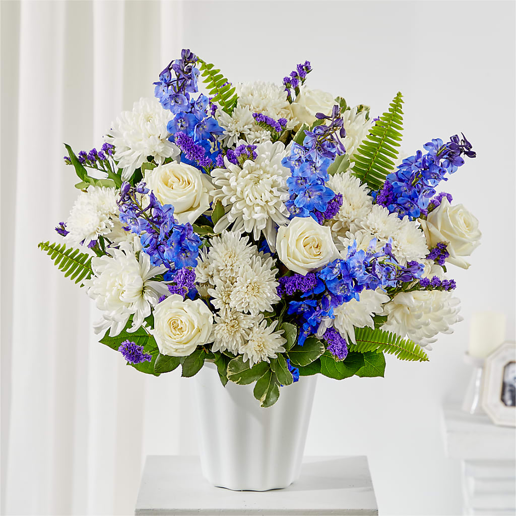 Hold Dear Tabletop Basket – KATHY'S FLOWERS, Adair OK