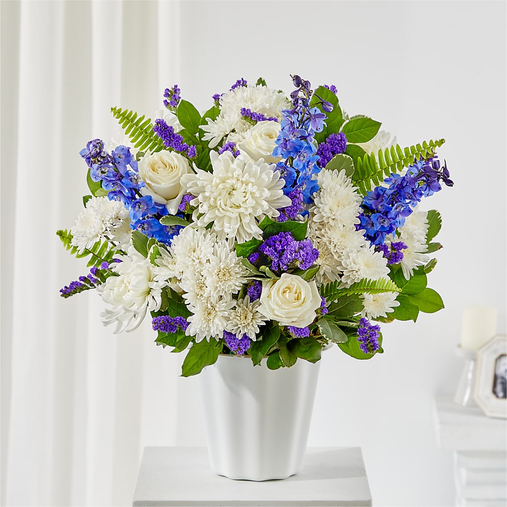 Hold Dear Tabletop Basket – KATHY'S FLOWERS, Adair OK