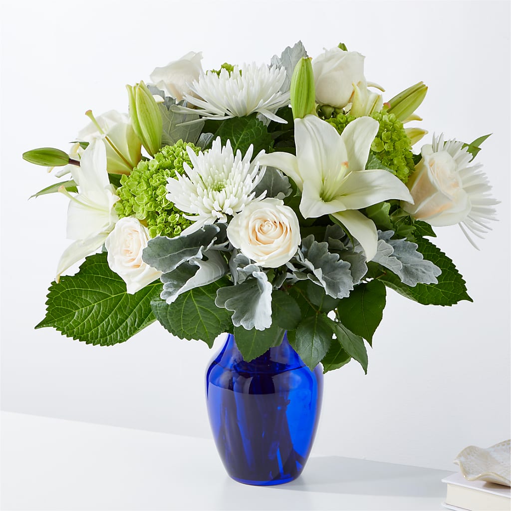 Snowy Dreams Bouquet – KATHY'S FLOWERS, Adair OK