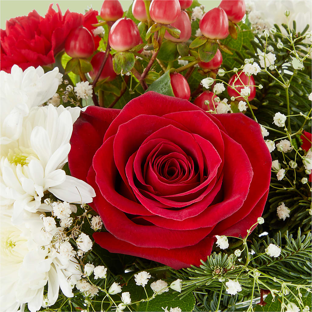 Chance of Flurries Bouquet – KATHY'S FLOWERS, Adair OK