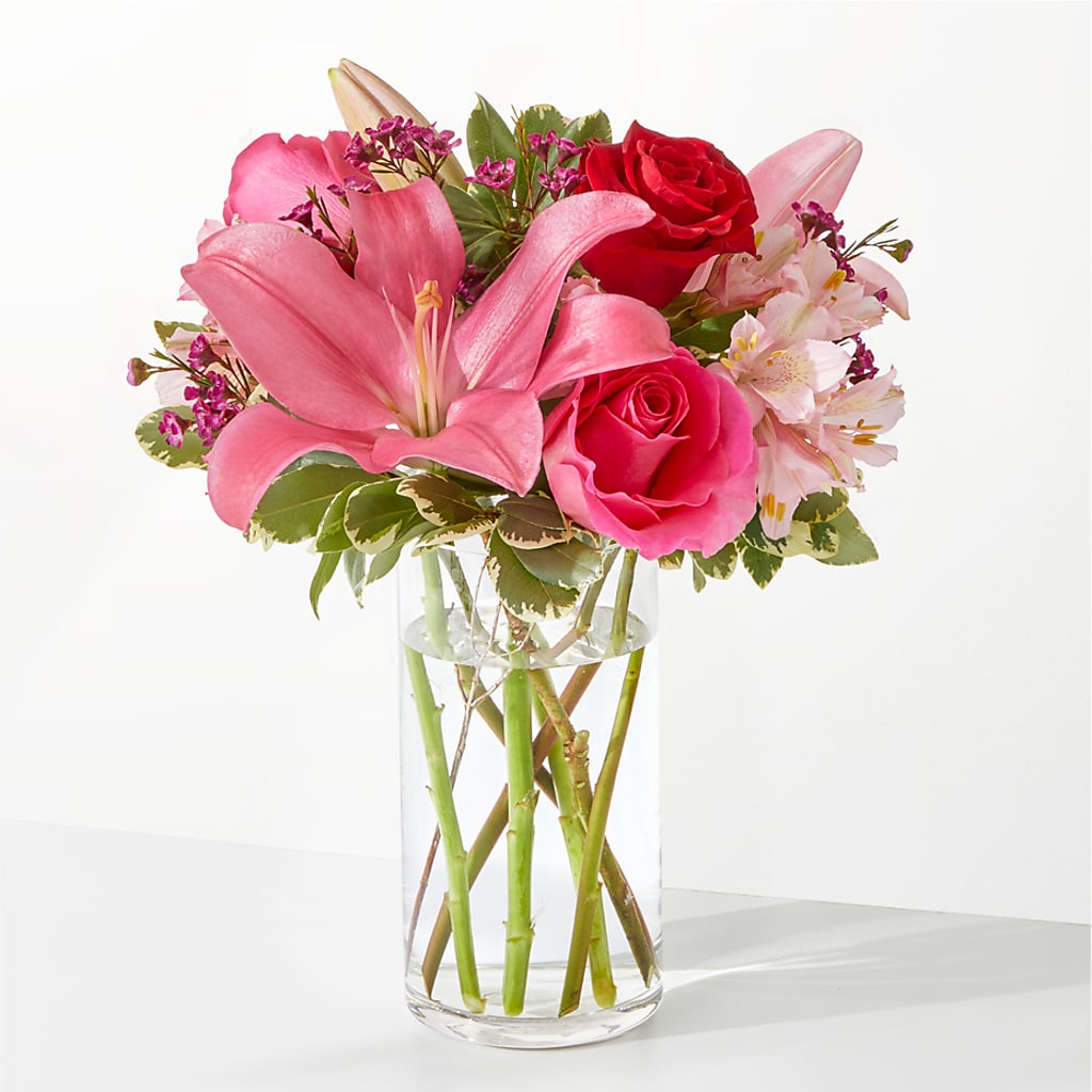Lucky in Love Bouquet – KATHY'S FLOWERS, Adair OK