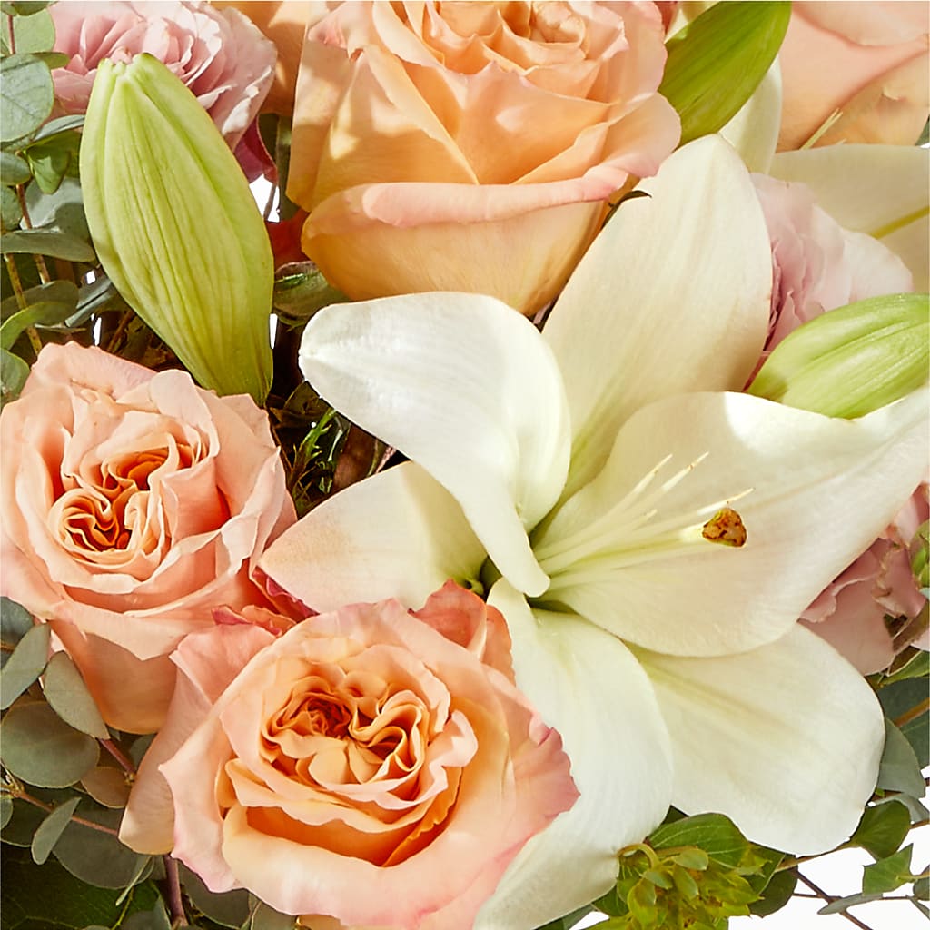 Grapefruit Splash Bouquet – KATHY'S FLOWERS, Adair OK
