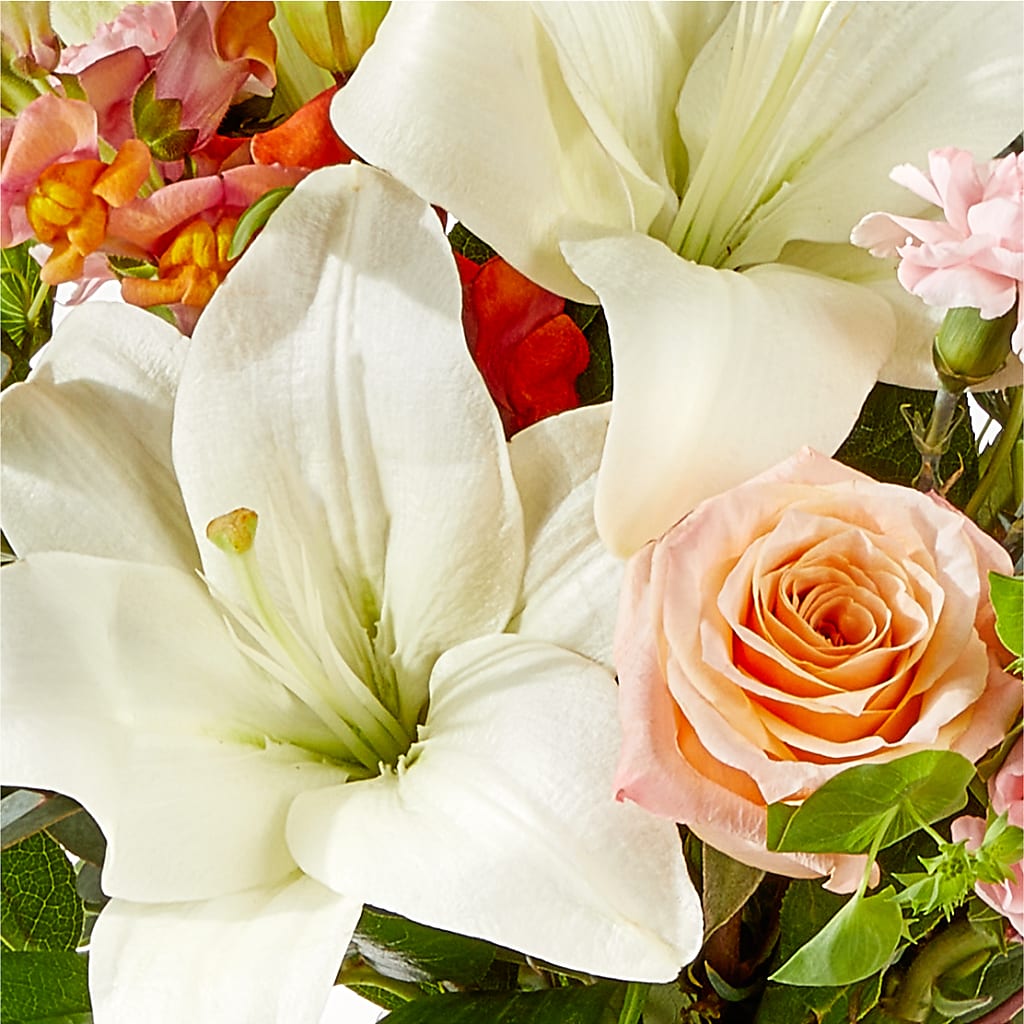 Grapefruit Splash Bouquet – KATHY'S FLOWERS, Adair OK