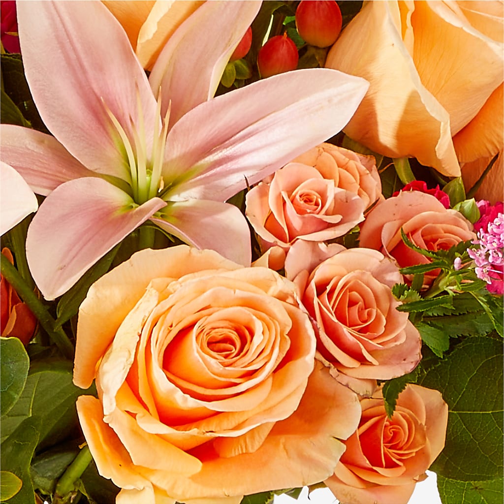 Bisous Bouquet – KATHY'S FLOWERS, Adair OK