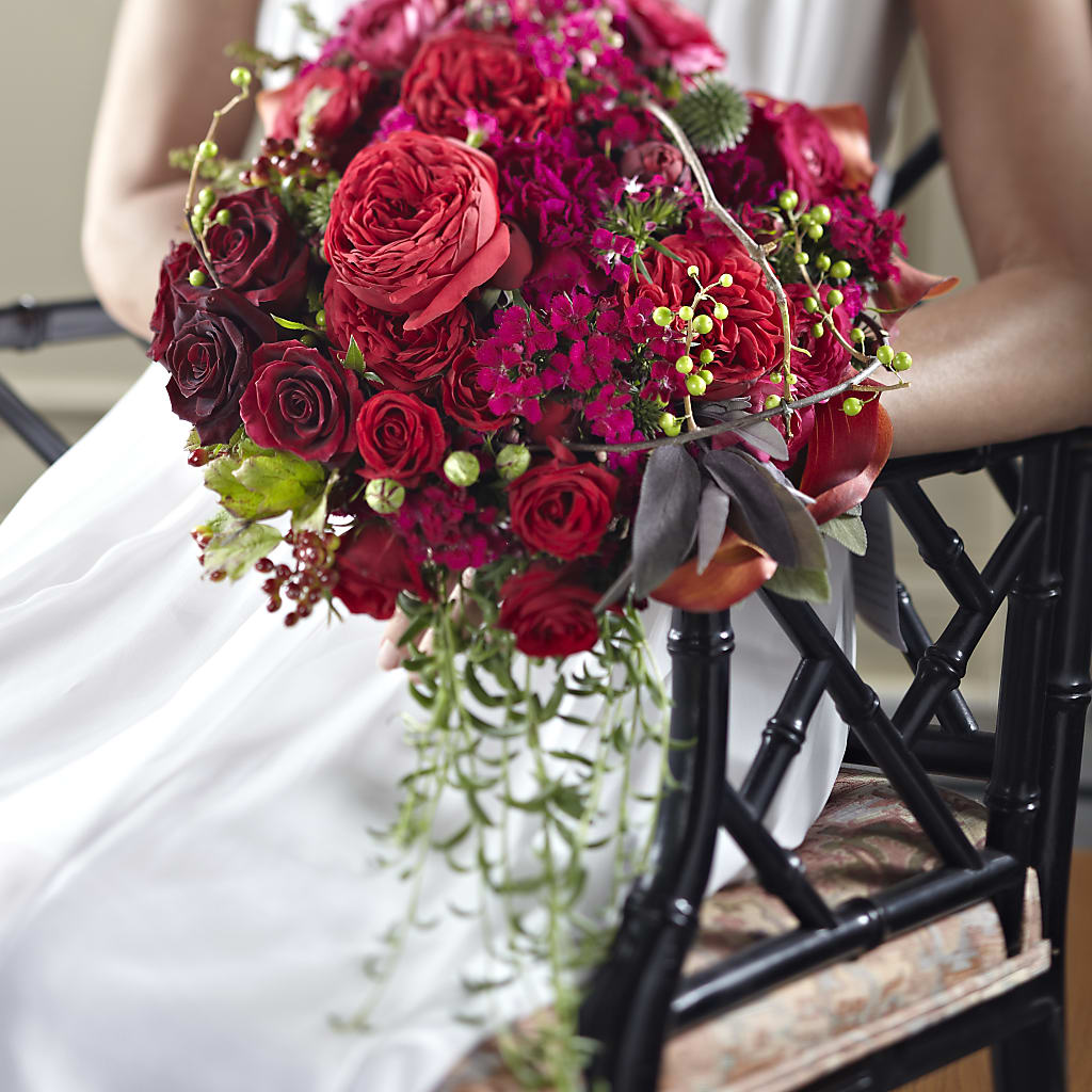 Pure Grace Bouquet  – KATHY'S FLOWERS, Adair OK
