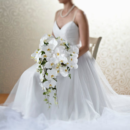 Classic White Bouquet – KATHY'S FLOWERS, Adair OK