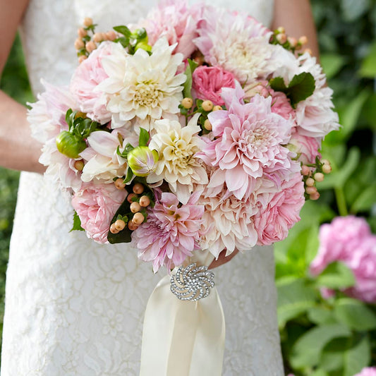 Heart's Promise Bouquet – KATHY'S FLOWERS, Adair OK